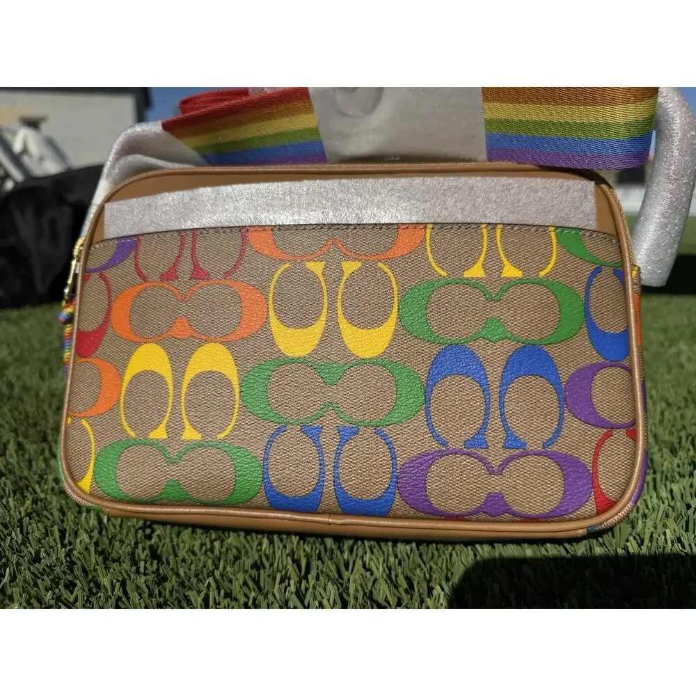 NEW! Coach Graham Crossbody Bag Signature Beige Canvas Rainbow C4007‎